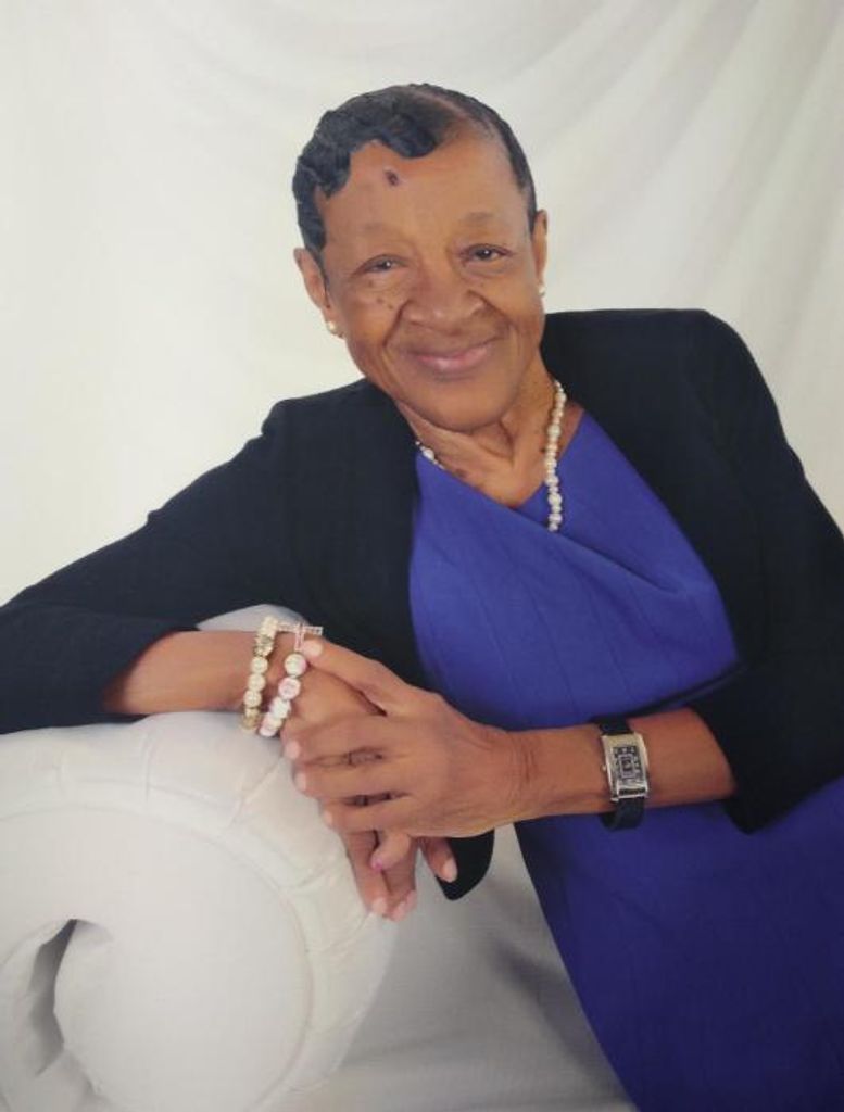 TERESA HENDERSON