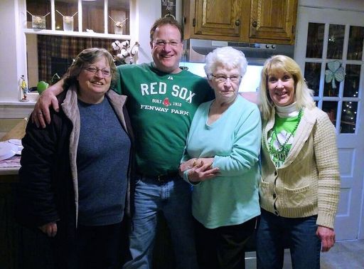 Lori Newcomb photo gallery thumbnail 59 of 130