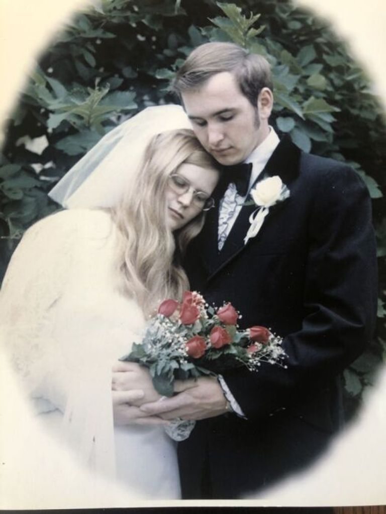 Sandra "Sandy" K. (Mccandless)  Hornung
