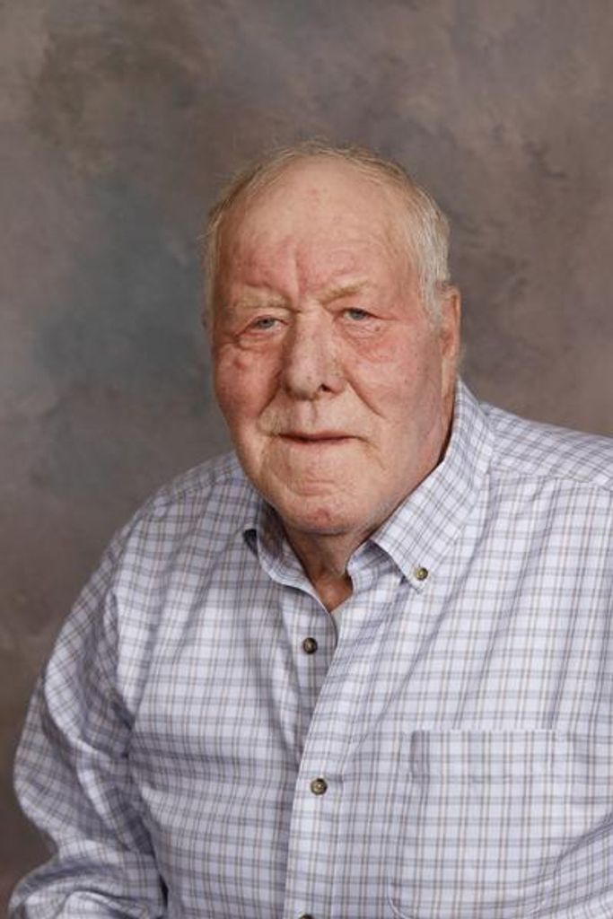 Richard James Hill Profile Photo