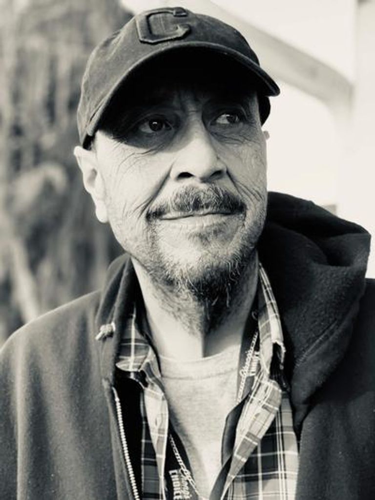 James R Castro Profile Photo