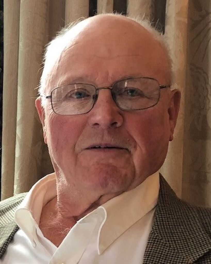 Larry Ellis Carlson Profile Photo