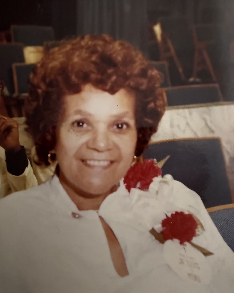LILLIAN G CRAWFORD Profile Photo