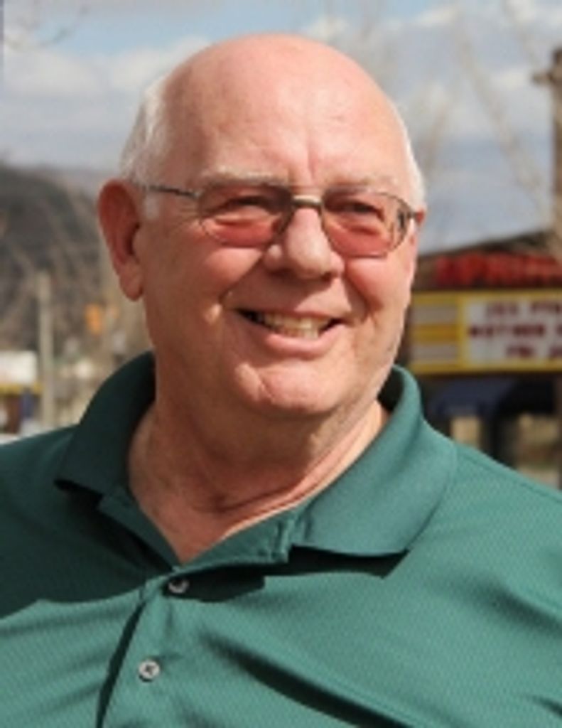 Robert &Quot;Bob&Quot; Hookey