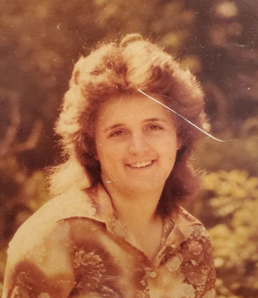 Dianna Lynn Nicholes