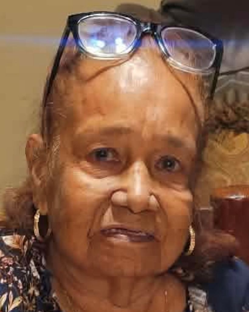 Ernestina R. Barrera