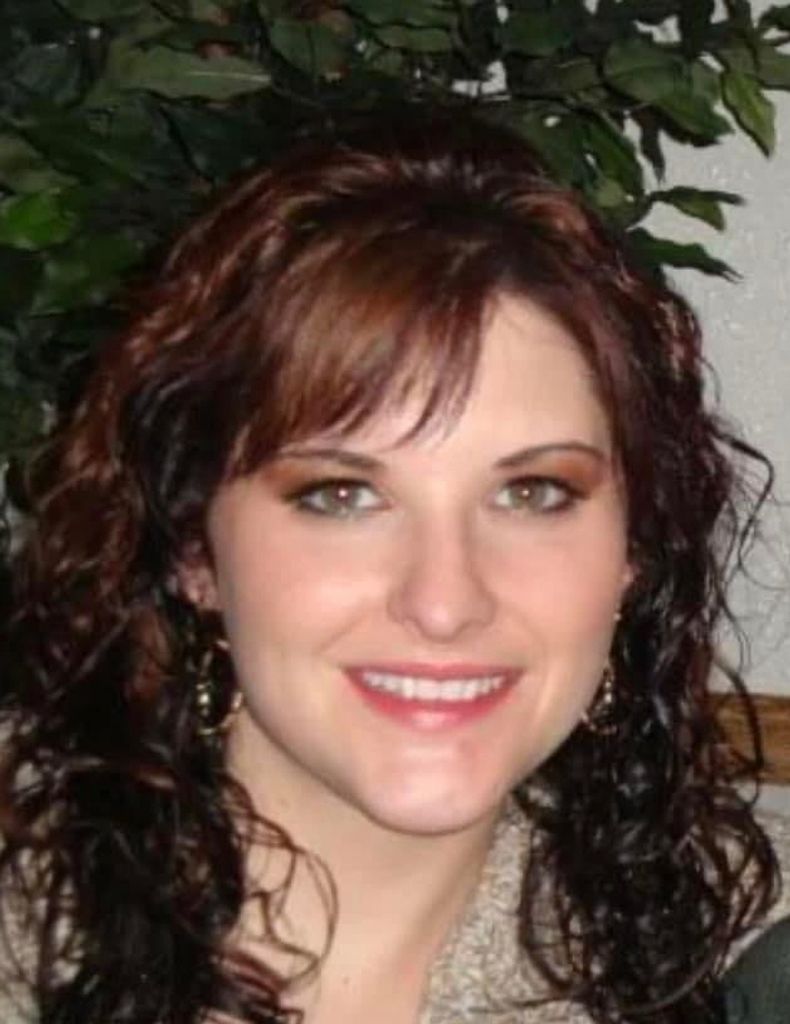 Kelly Lynn (Cicerello) Lisowe Profile Photo