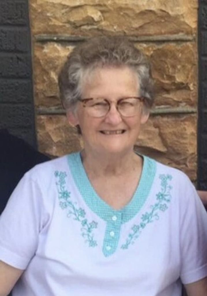 Shirley Mae Wallis