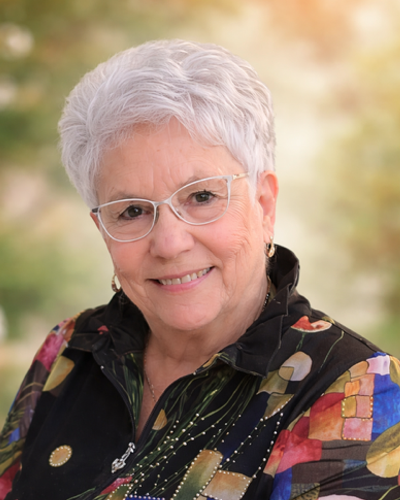 Elizabeth Lou Dow Profile Photo