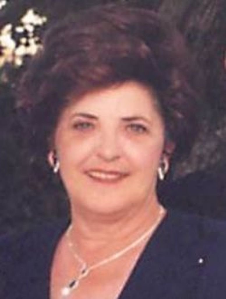Shirley James