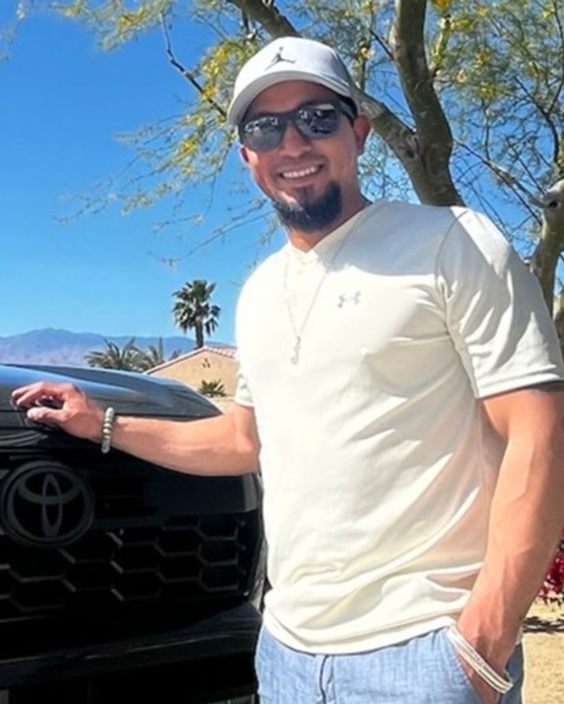 Jhonnie Stuardo Reyes Hernandez Profile Photo