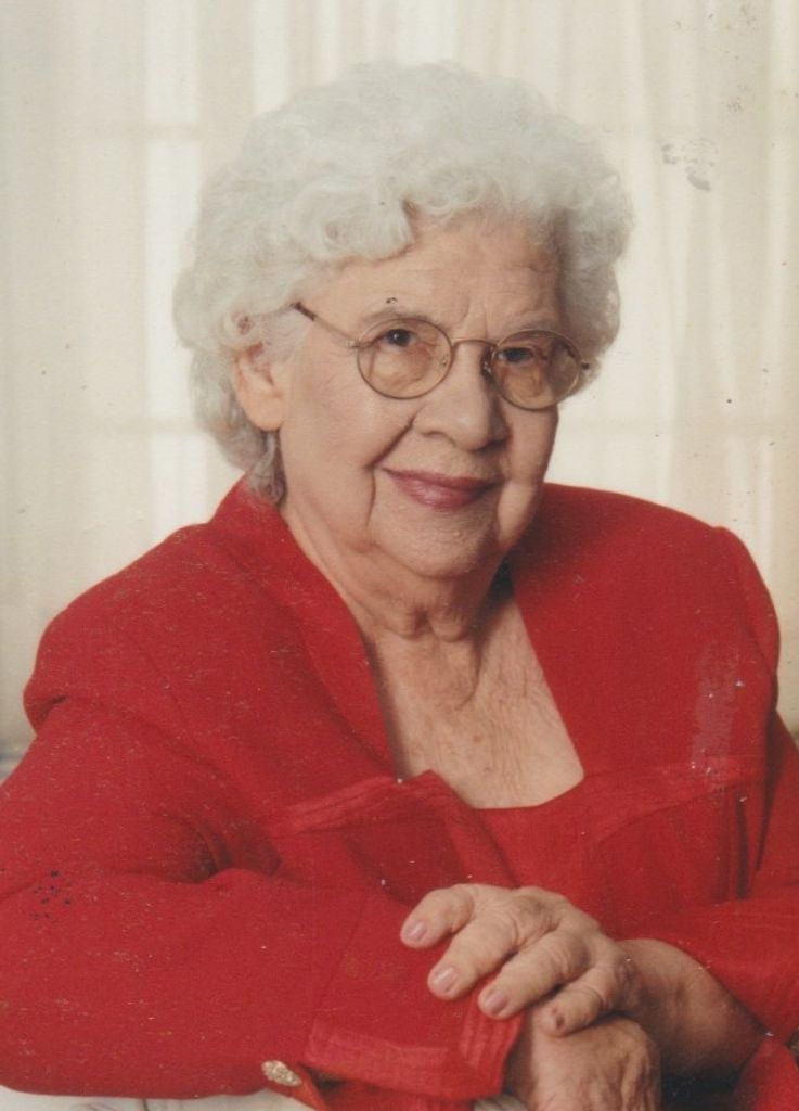 Leonor Flores