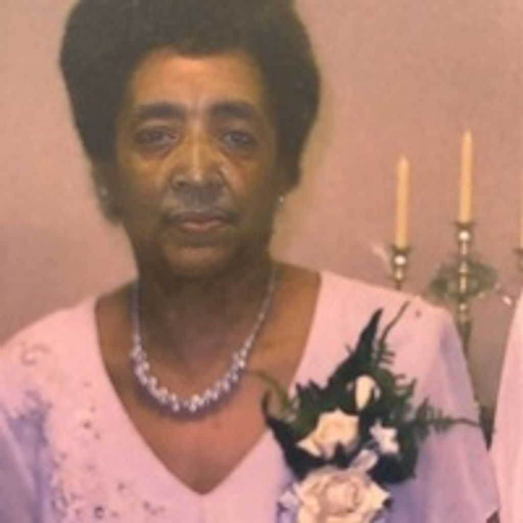 Angeline "Queenie" Q. Fields Profile Photo