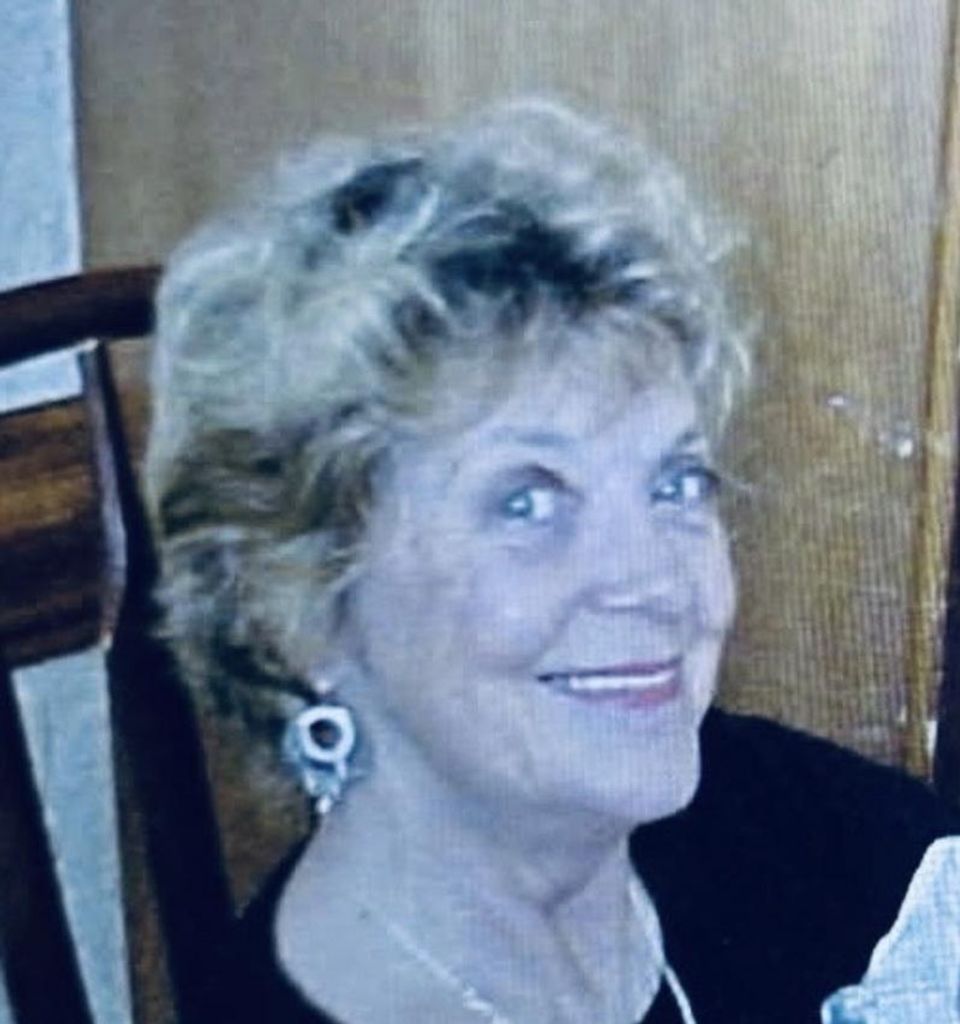 Carolyn Galliher Broyles Profile Photo
