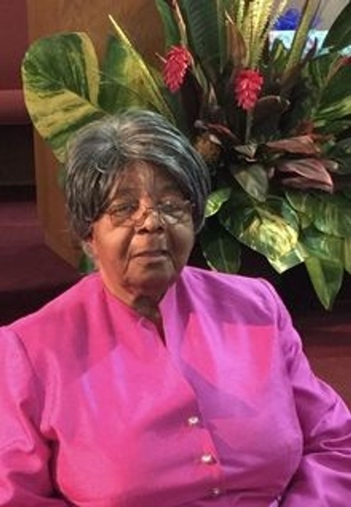 Ms Edel Dixon