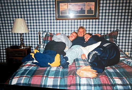 Susan M. (Bartels)  Murphy photo gallery thumbnail 32 of 284