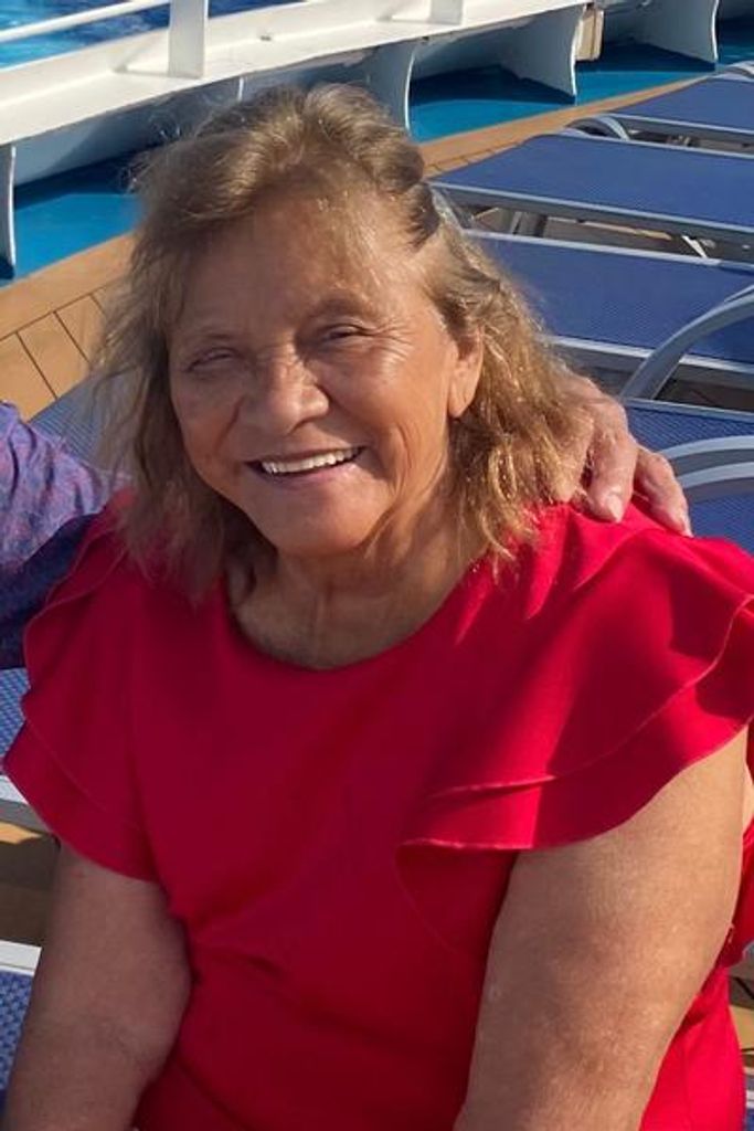 Maria Aminta Avila Robles Profile Photo