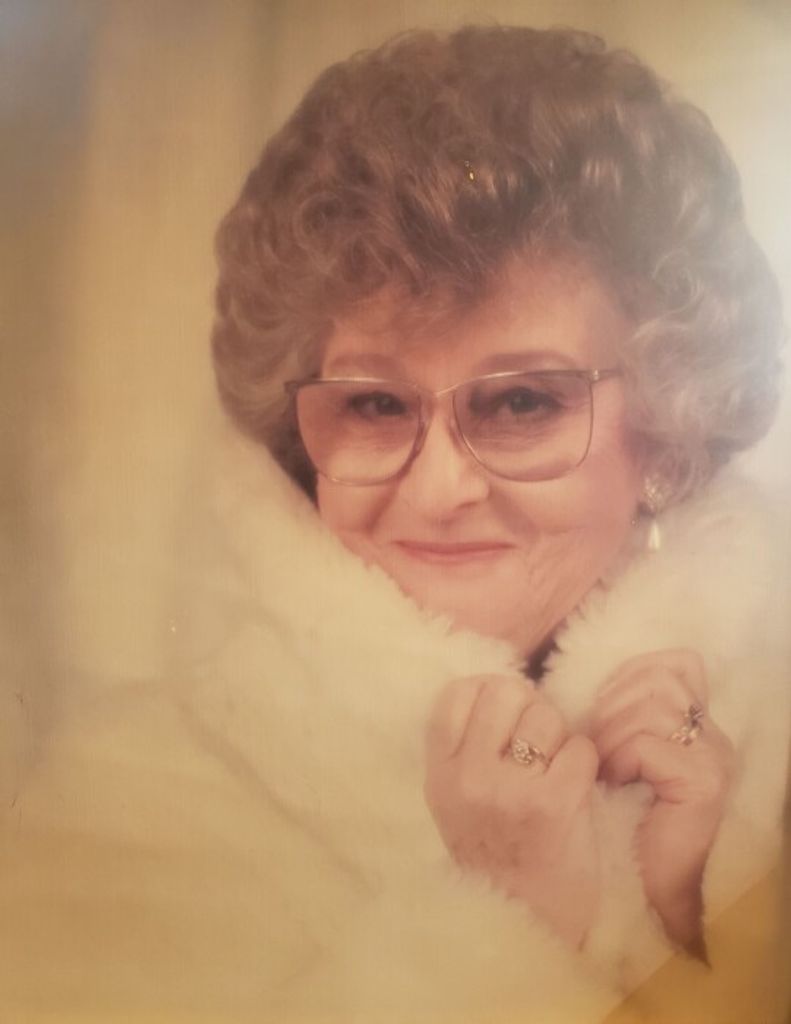 Lois (Peters)  Trkula