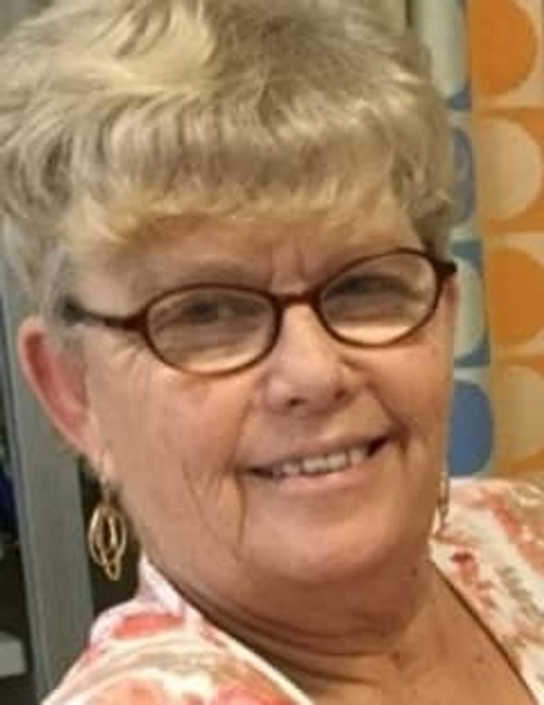 Charlotte Cobb Profile Photo