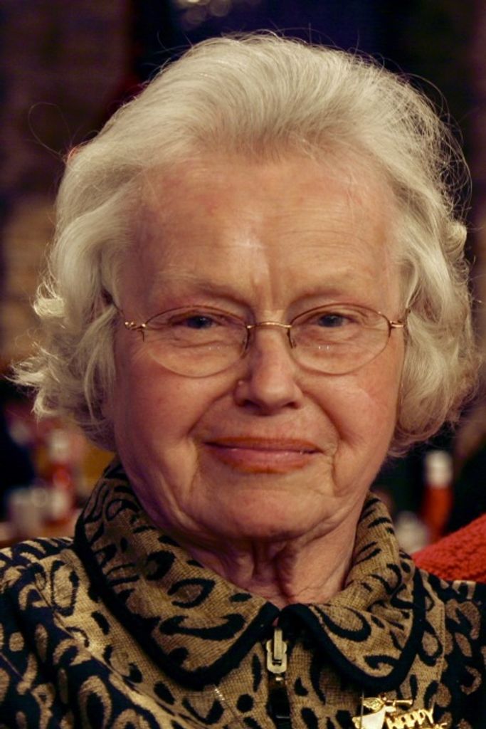 Maurine June (Chinander)  Melin Profile Photo