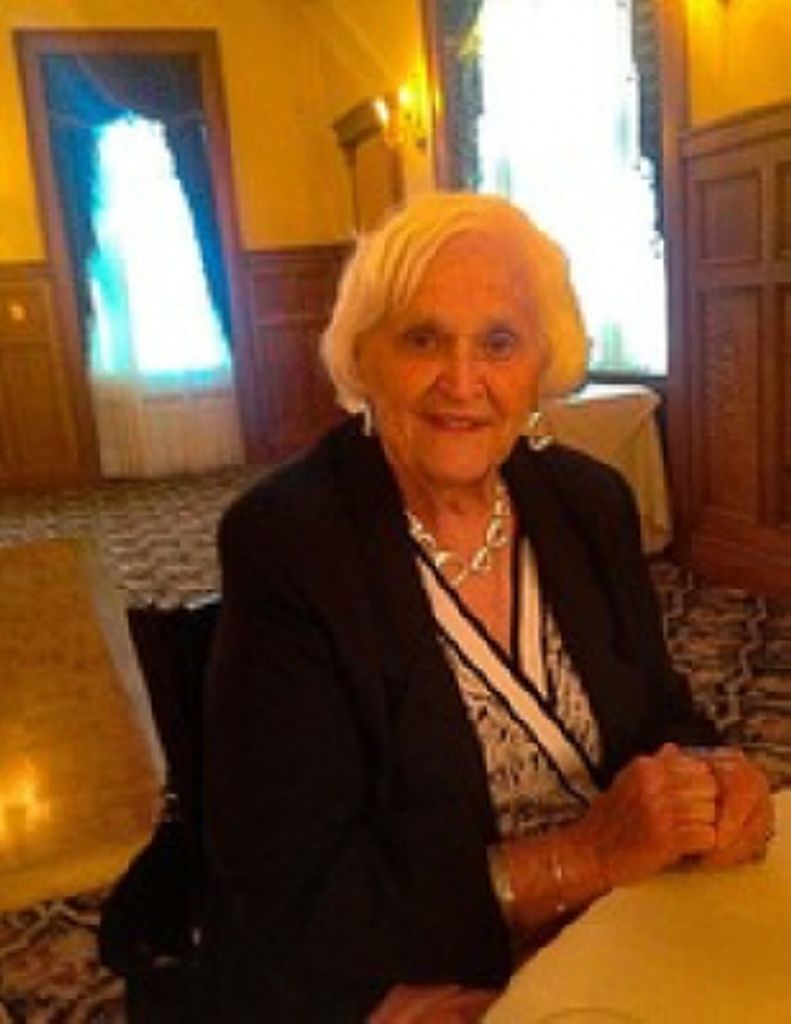Marion T Howlan