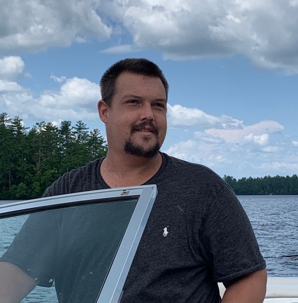 Christopher Robert Lewis Profile Photo