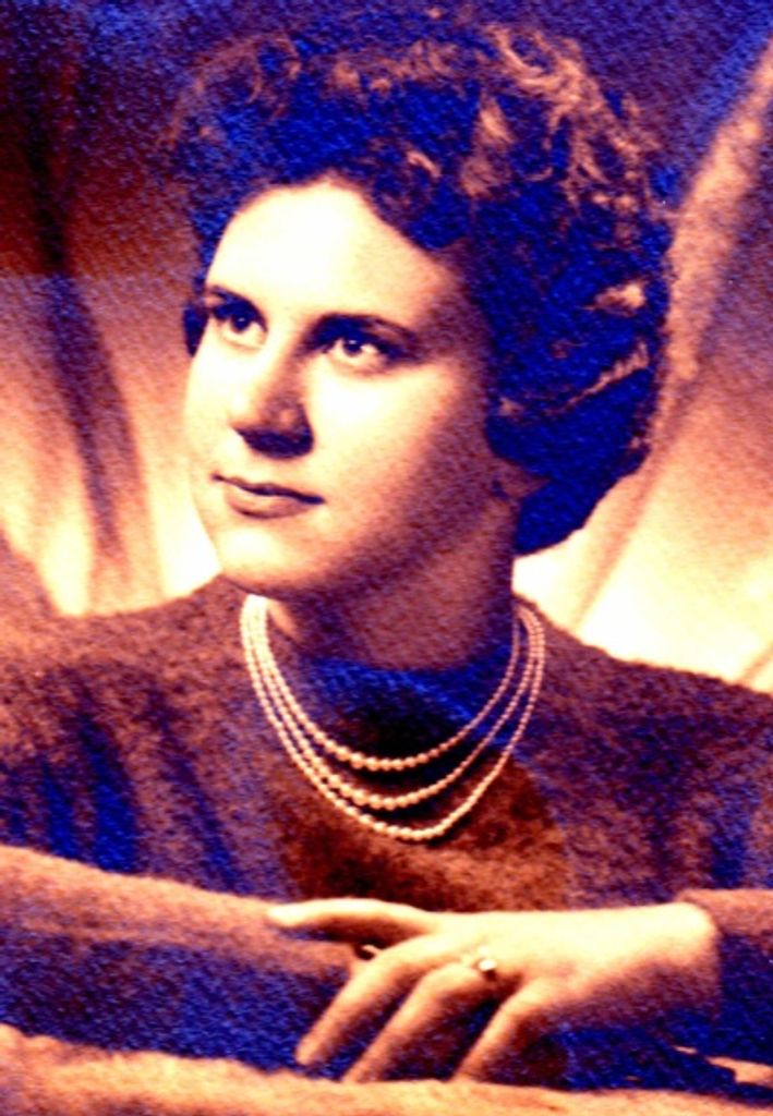 Christina Mae Hansen Profile Photo