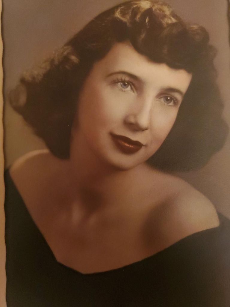 Betty Louise Crownover Profile Photo