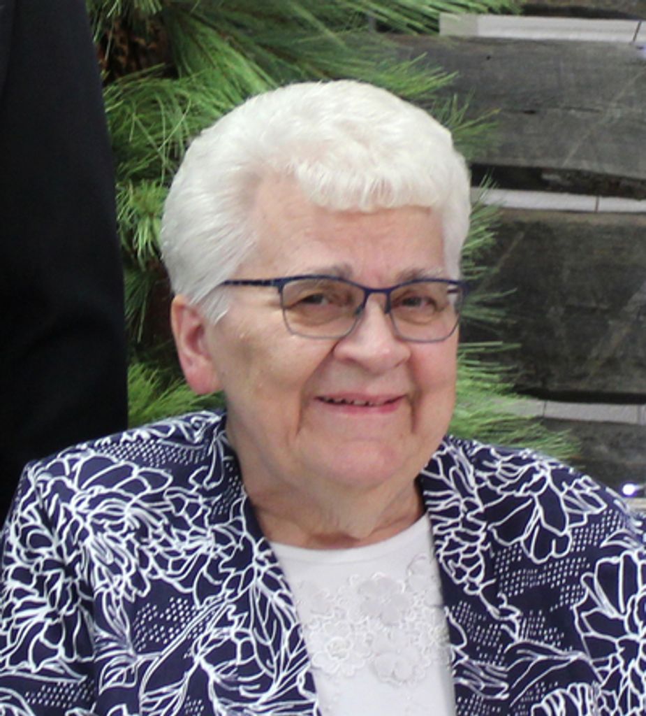 Helen Elizabeth Nearing Profile Photo