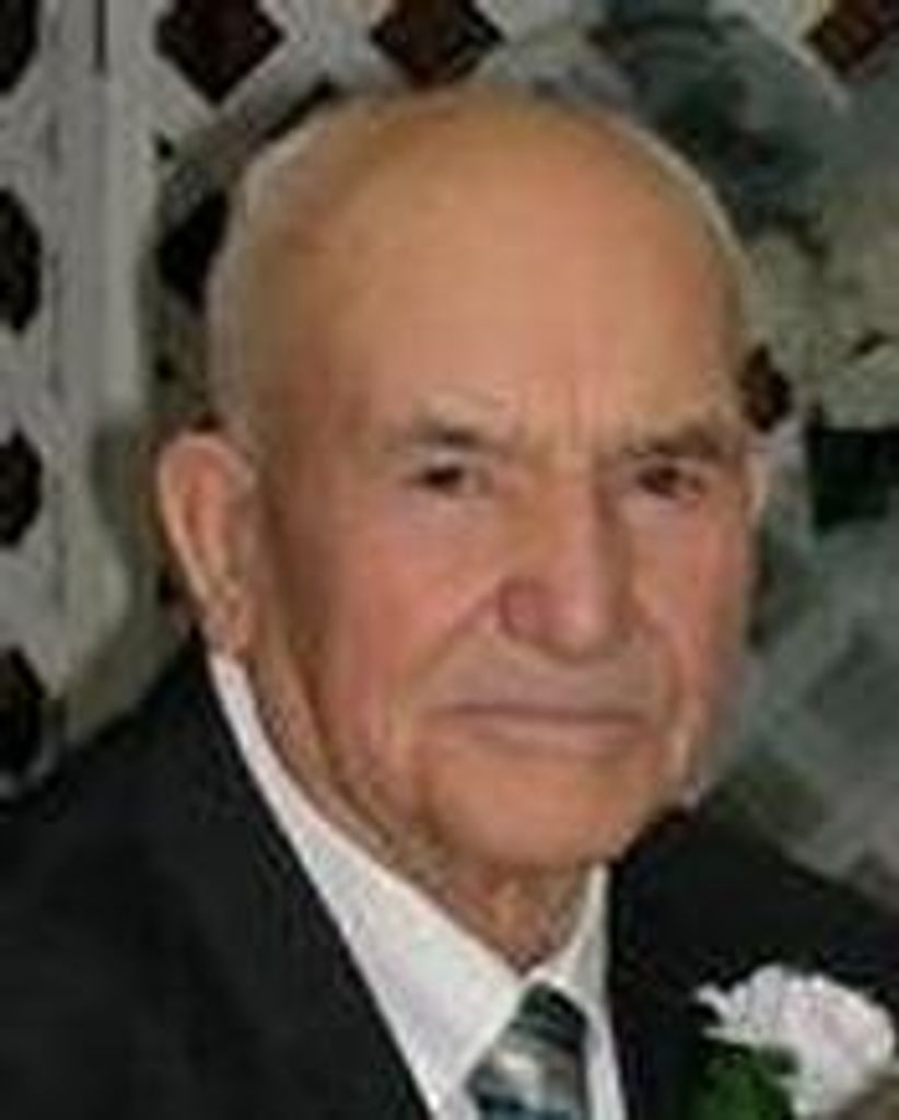 Russell Leonard