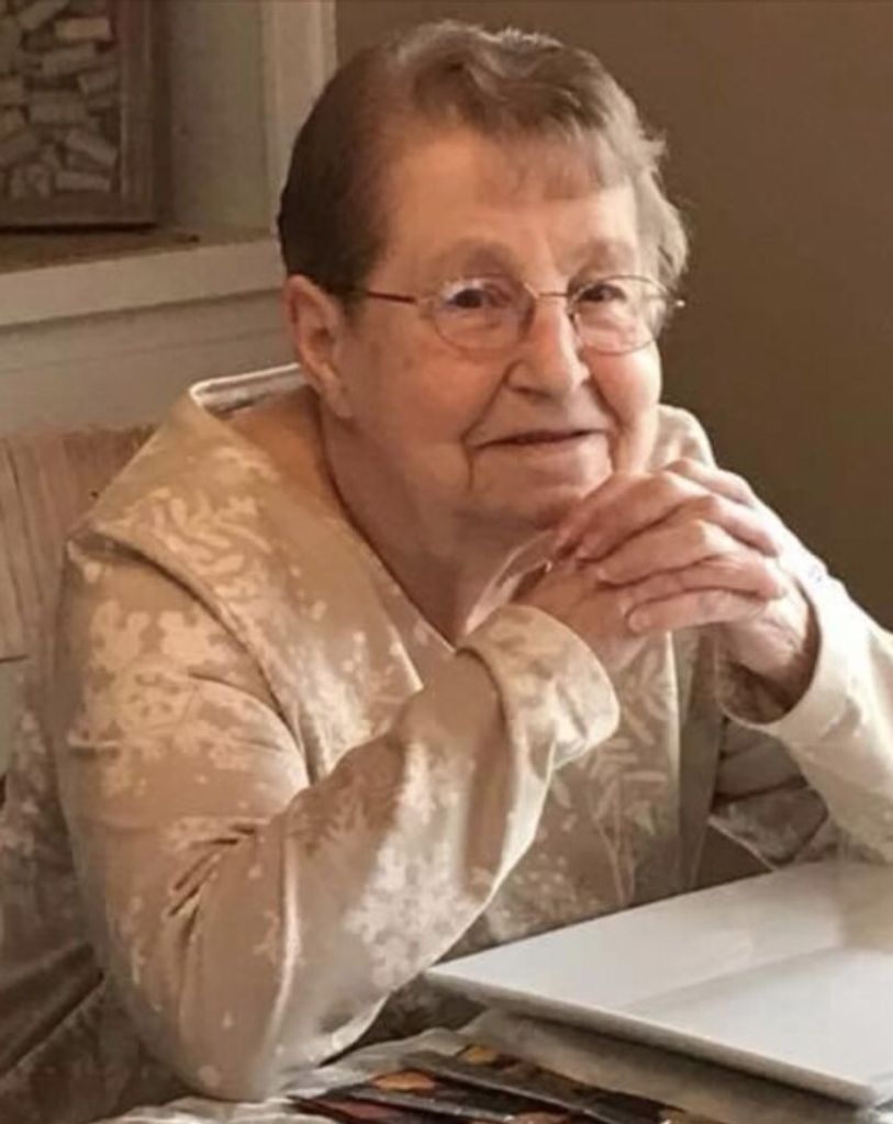 Shirley June (Sayles)  Knoll