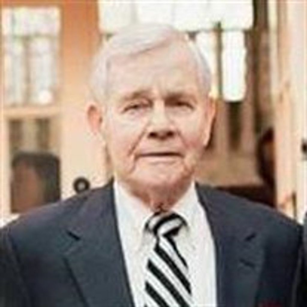 William Tucker