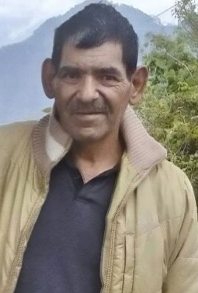Santoyo, Salomon