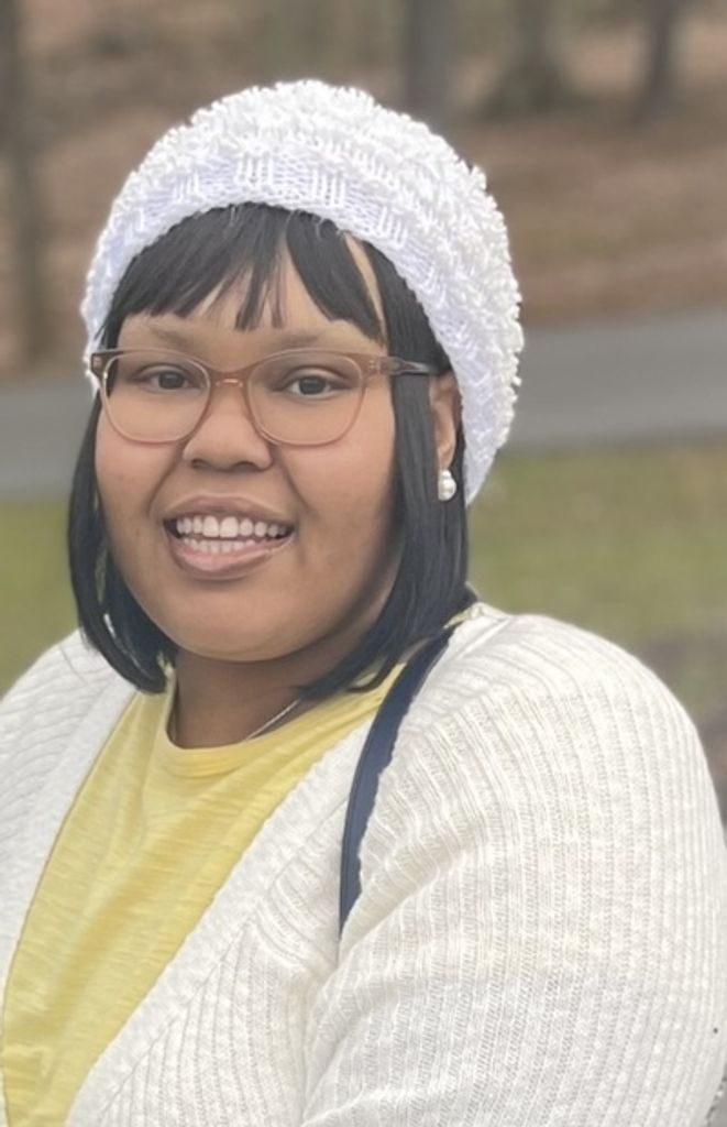 Mikiesha Shana’E Staples Profile Photo