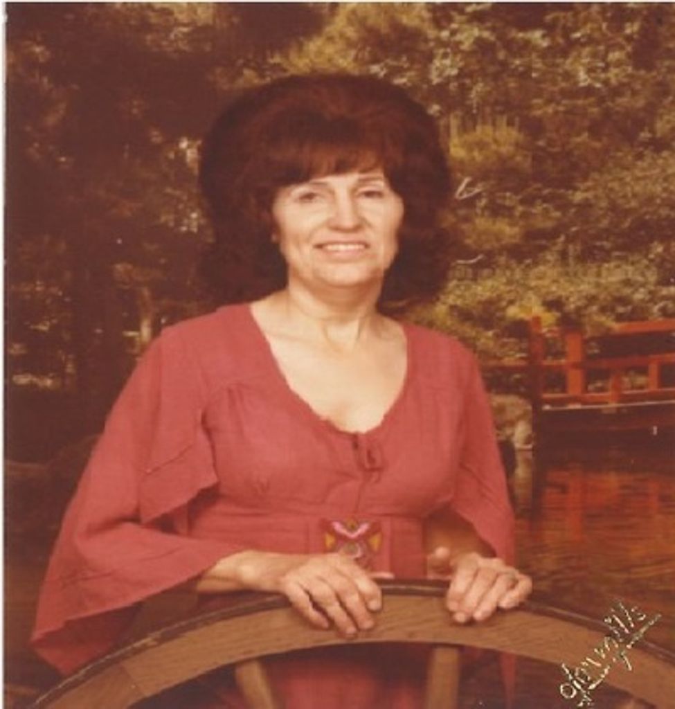 Emma Lee Price Profile Photo