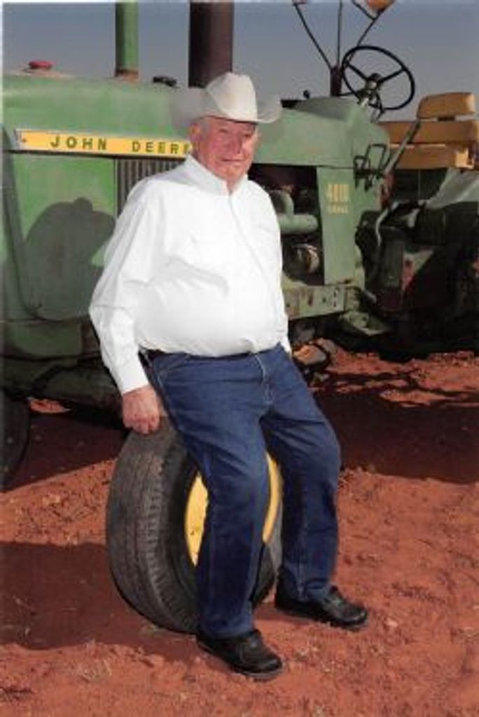 Dell Helms