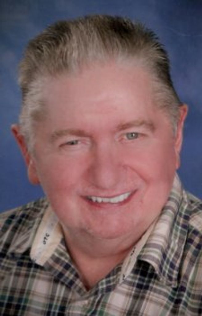 Dennis Shade