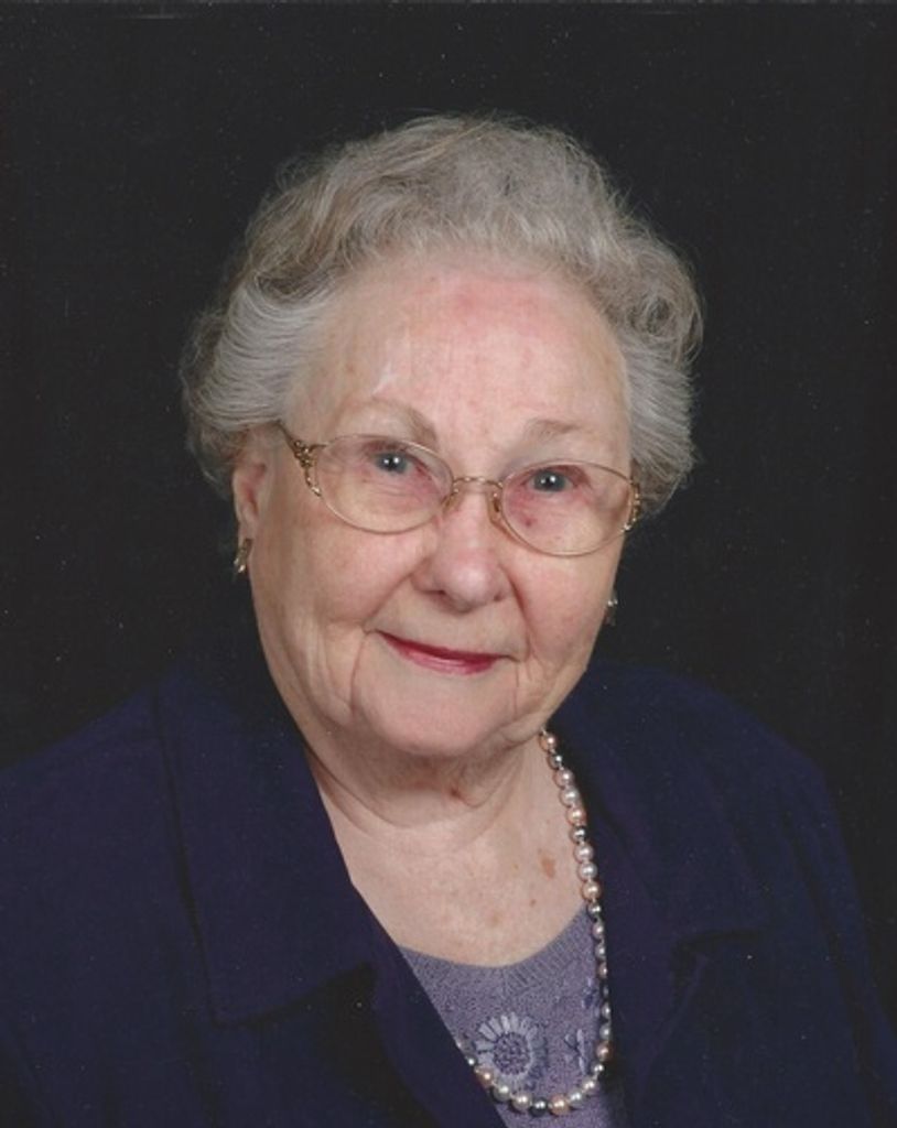 Eleanor Mae Hoel Profile Photo
