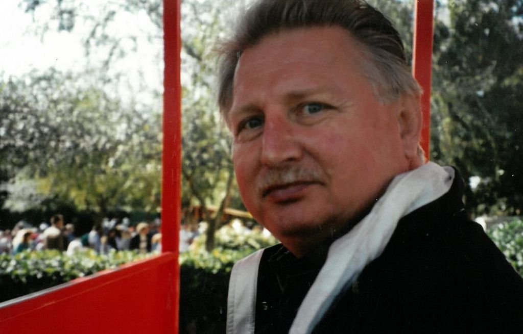 Carl Lewis Ulich Profile Photo