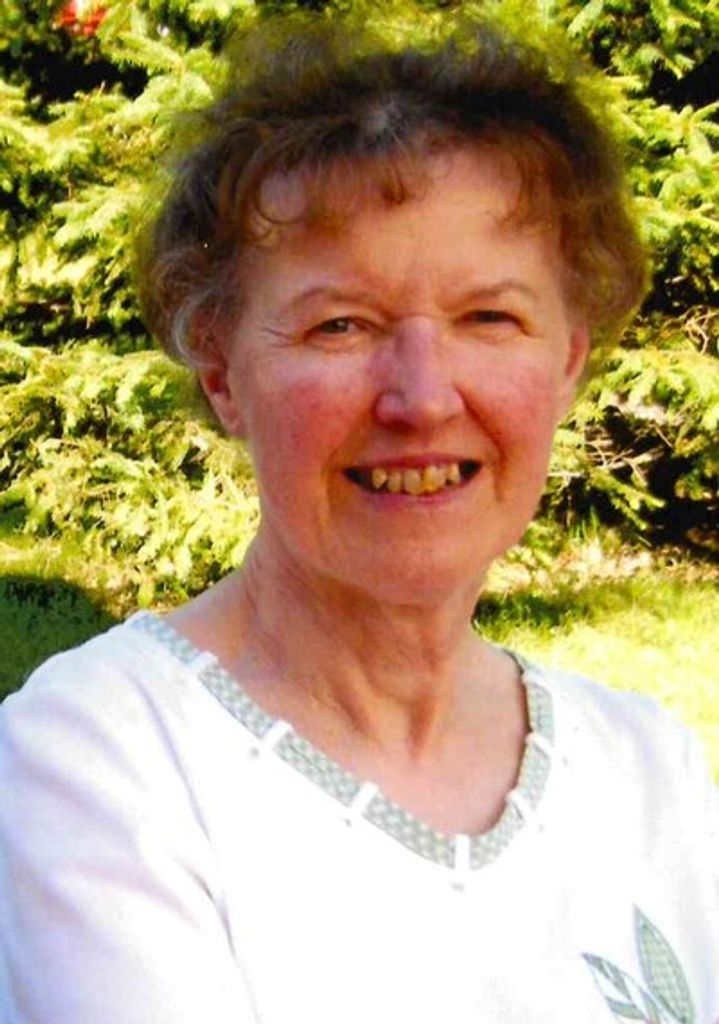 Helen D. Schmitt Profile Photo