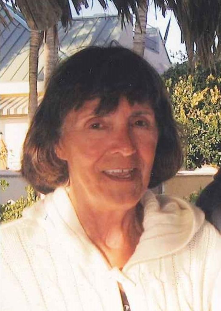Evelyn Lomont Snyder