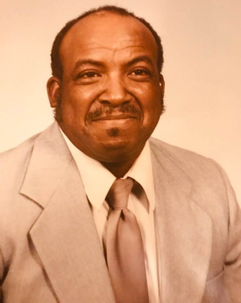 Robert Louis  Garner Profile Photo