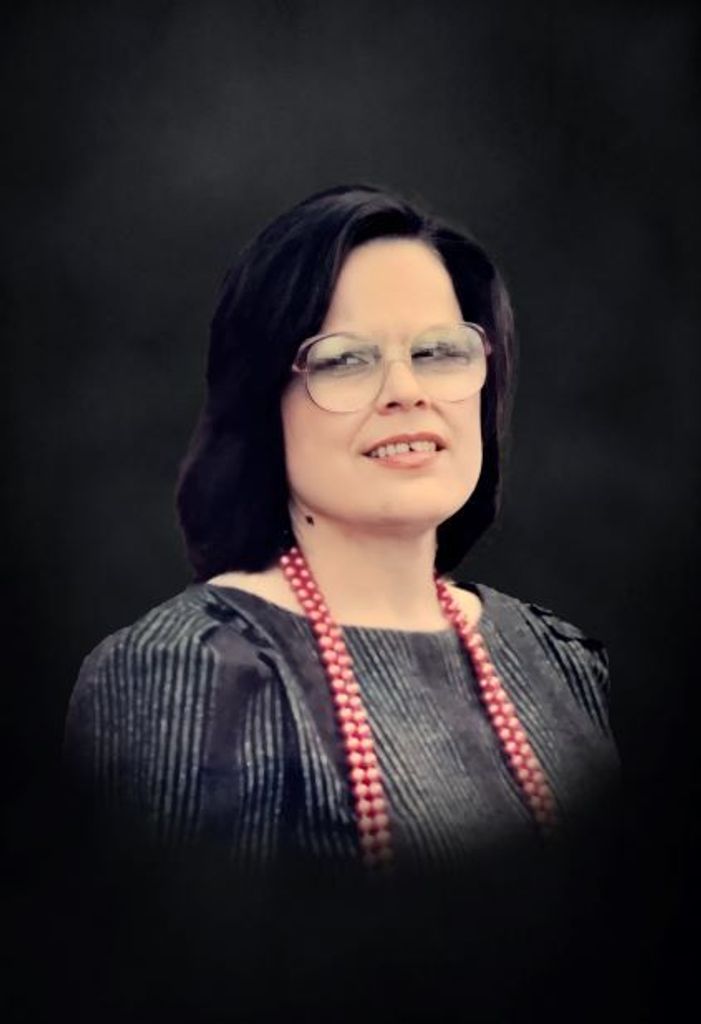 Lourdes Minerva Serrano Profile Photo