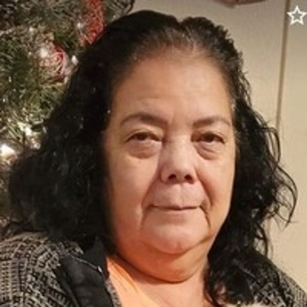 Maria Elena Pizana Profile Photo