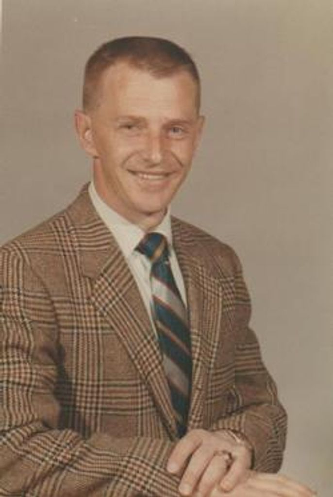 Darrell Eugene Bowling