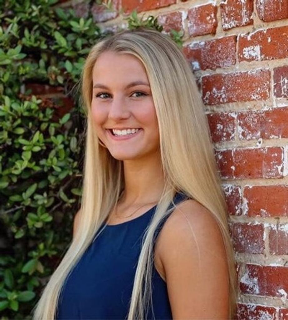 Mallory Madison Beach Profile Photo