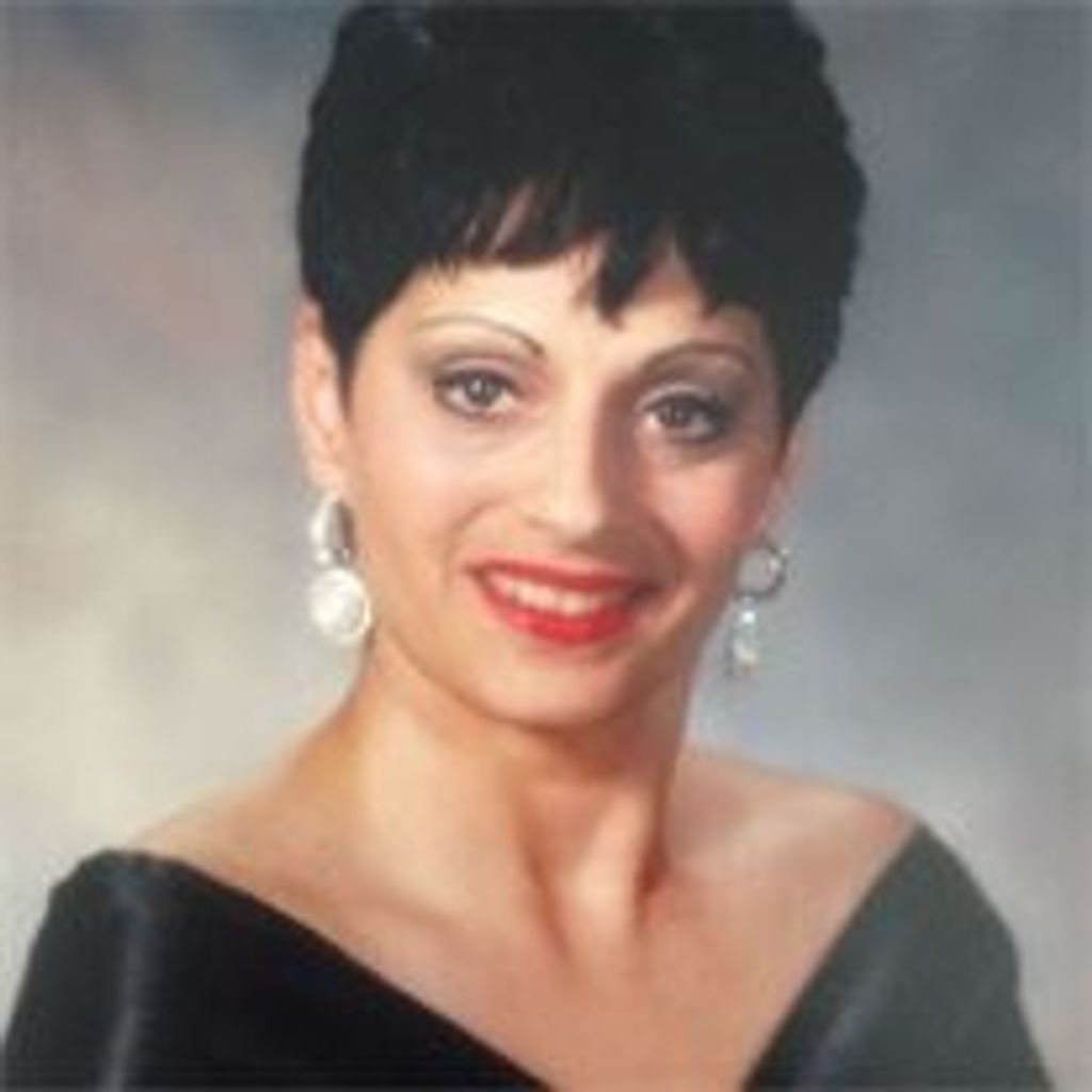 Sara John Halcomb