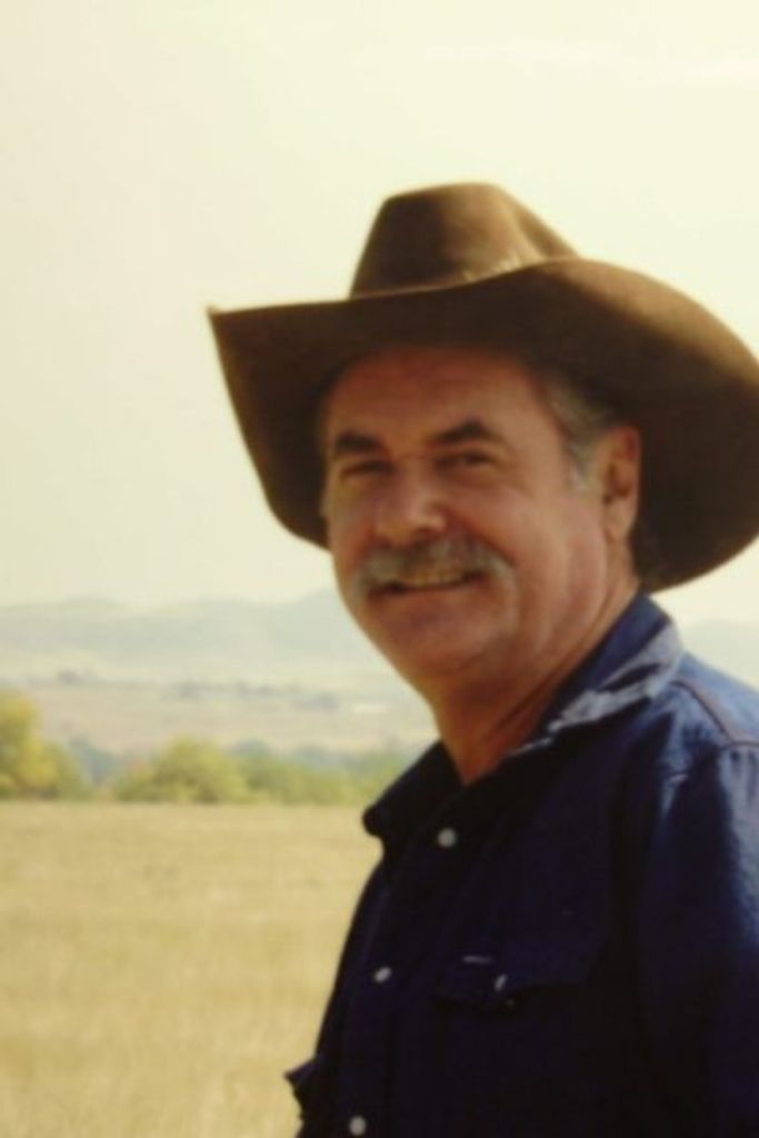 Victor Lee Davis