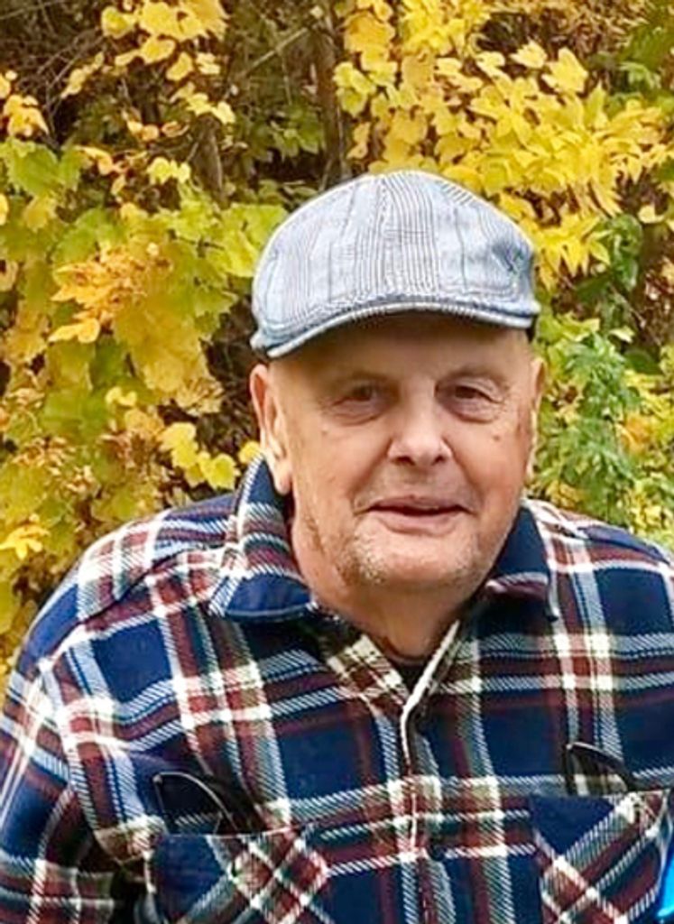 Richard Lloyd Moss Profile Photo