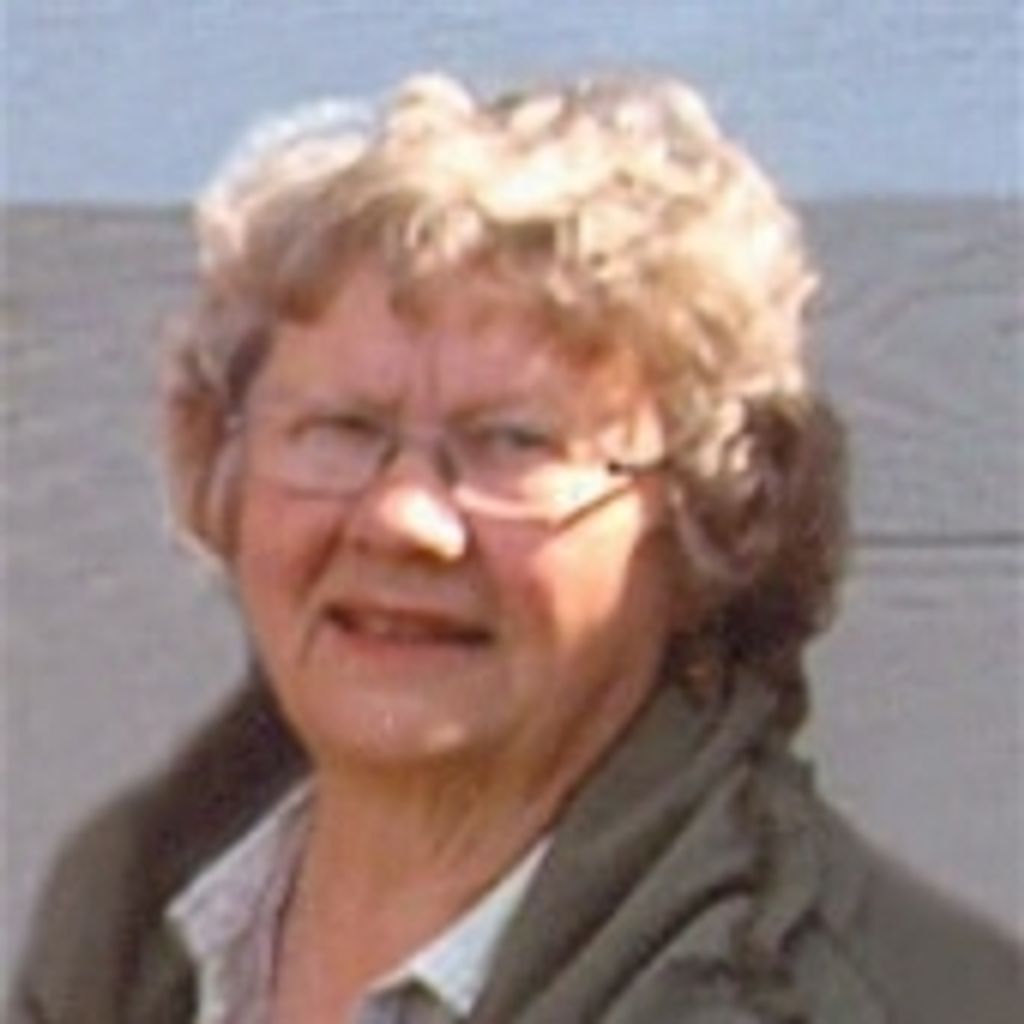 Darlene "Dee" Hoerr